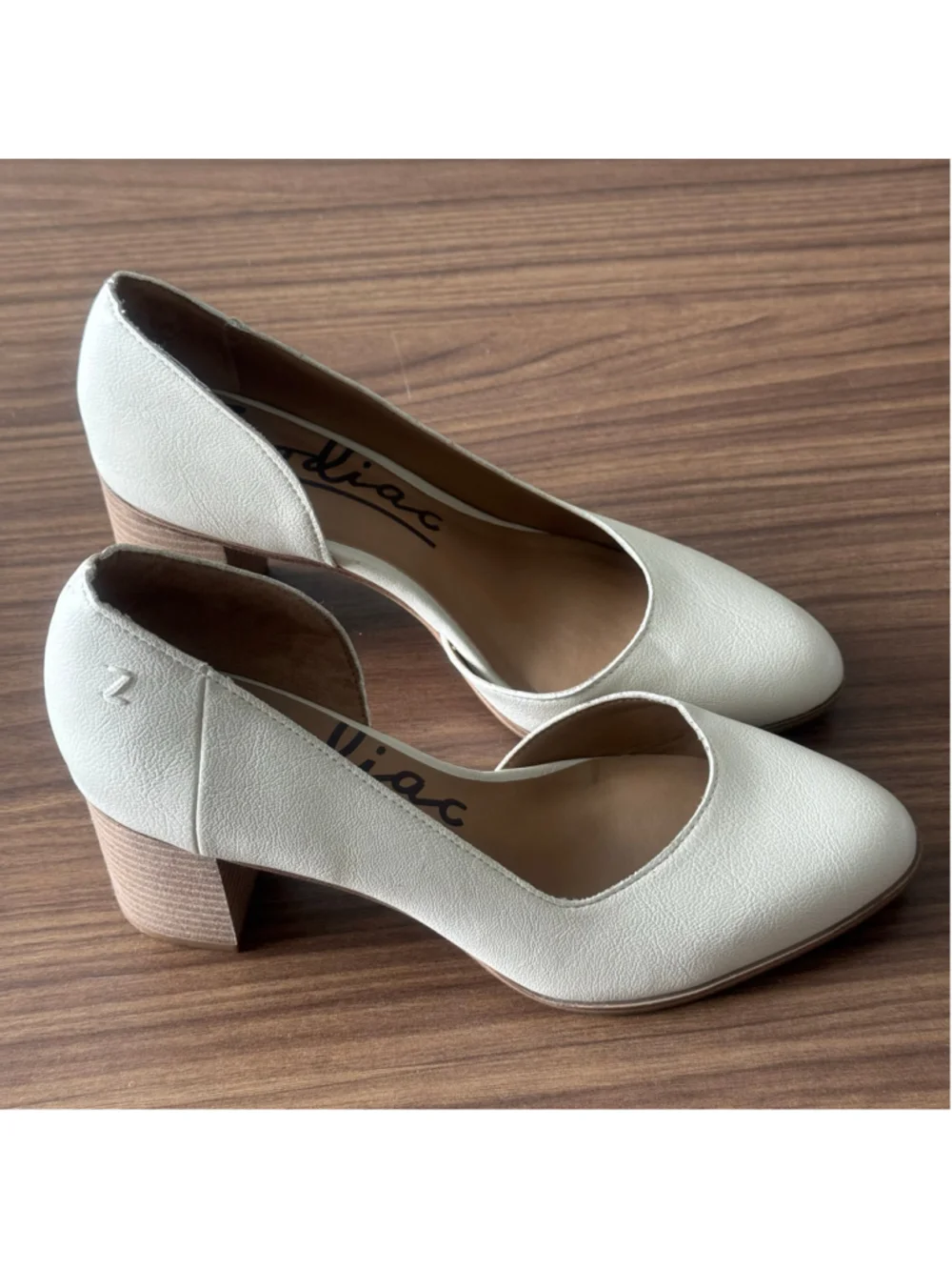 Zodiac Ivory D’Orsay Block Heel Pumps Women’s Size 7 Classic Office Career Shoes